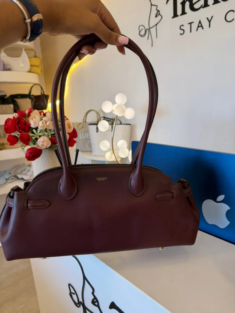 Coach carryall shoulder bag