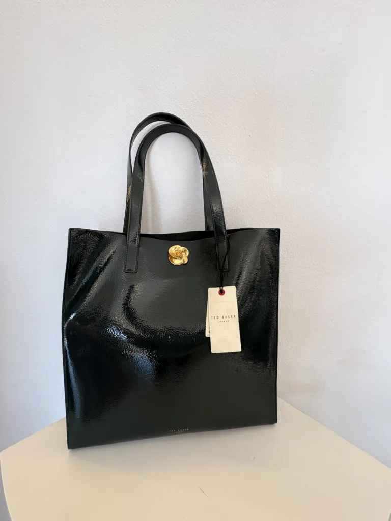 Black patent tote